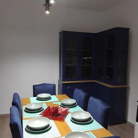 Kurti 빌라 *