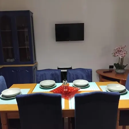 Kurti Villa *