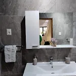 Villa Kurti *