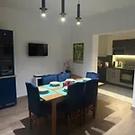 Villa Kurti Vlorë