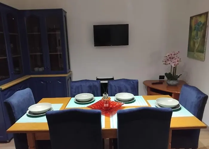 Kurti Villa *